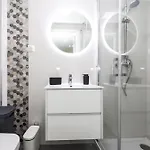 아파트 Dina House