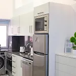 Dina House * 나자레