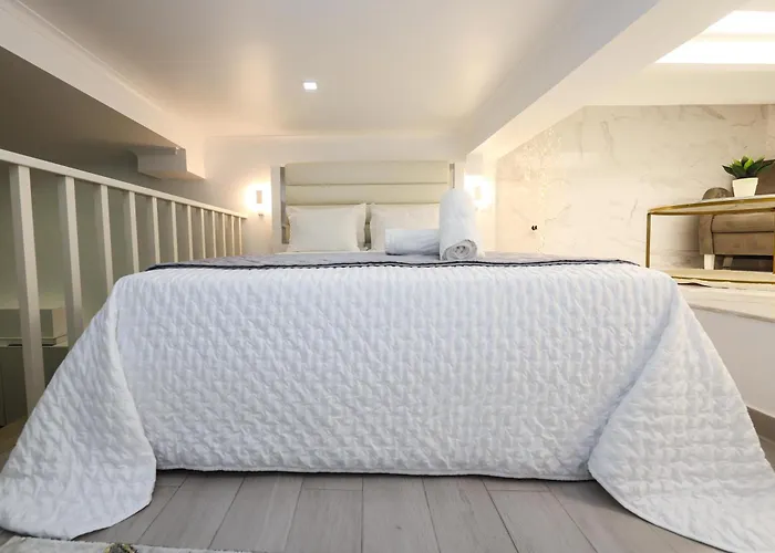 아파트 Dina House *