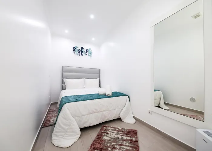 Dina House 아파트