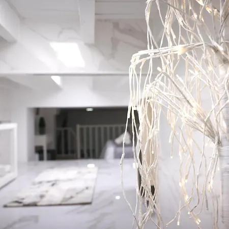Dina House 아파트 *