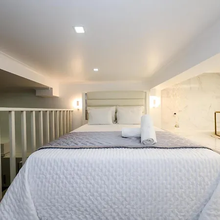 Apartamento Dina House *